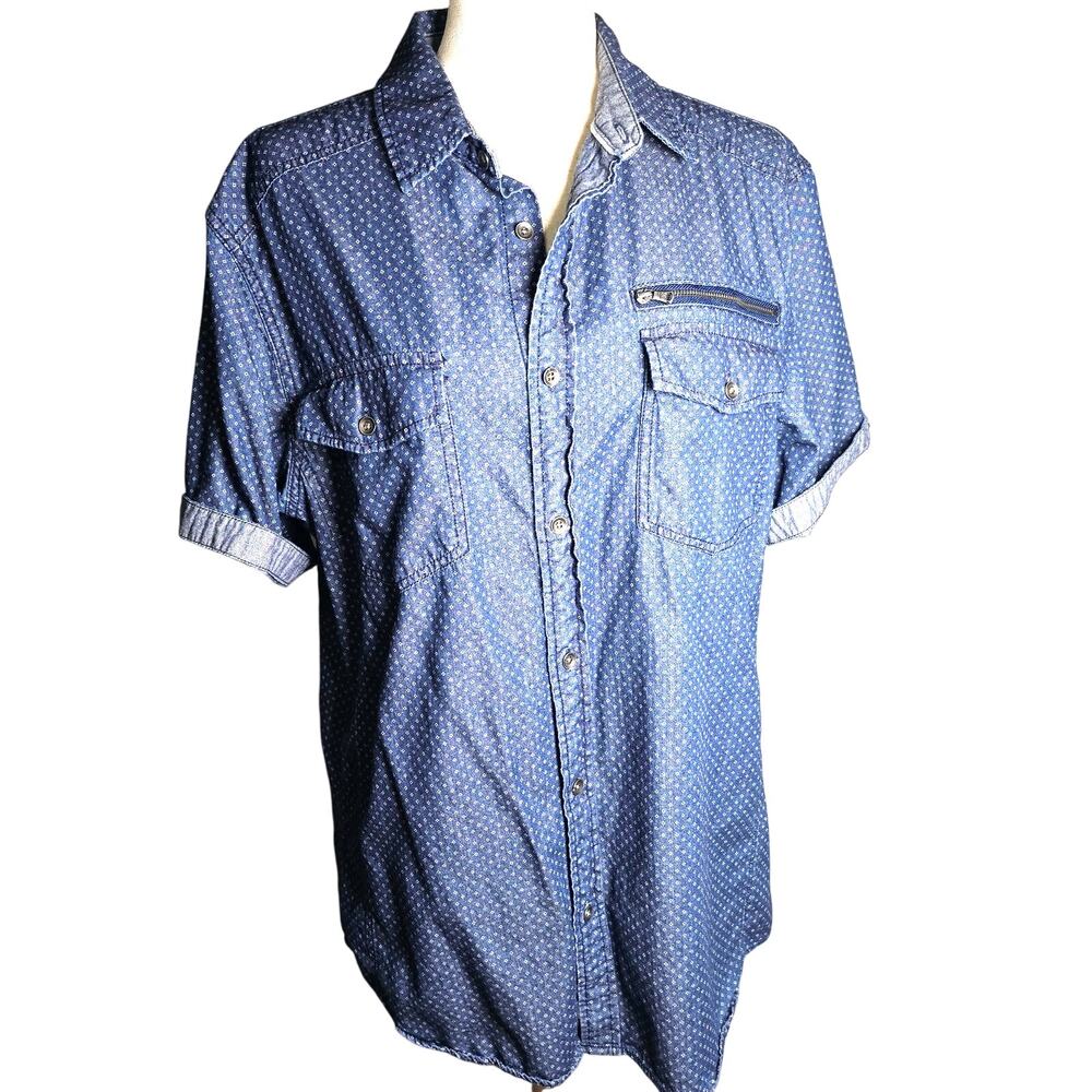 Rock and Republic Button Up Short Sleeve Microprint Extra Zip Pocket Detail L